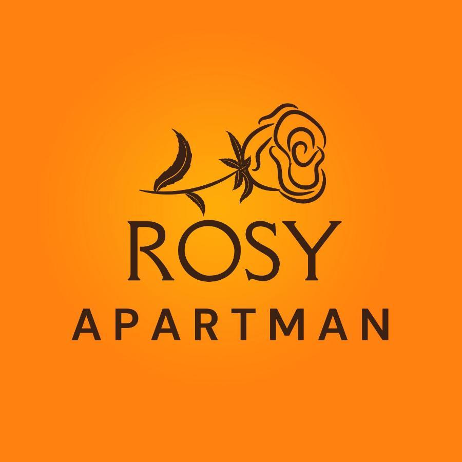 Appartamento Rosy Apartman Vonyarcvashegy Esterno foto