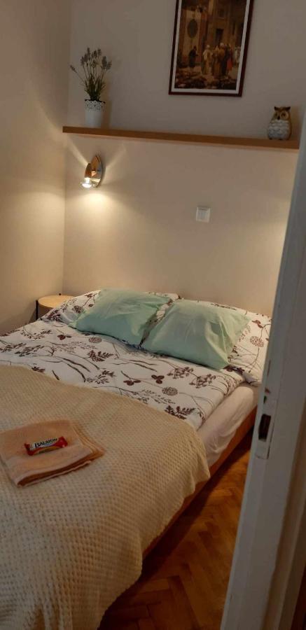 Appartamento Rosy Apartman Vonyarcvashegy Esterno foto